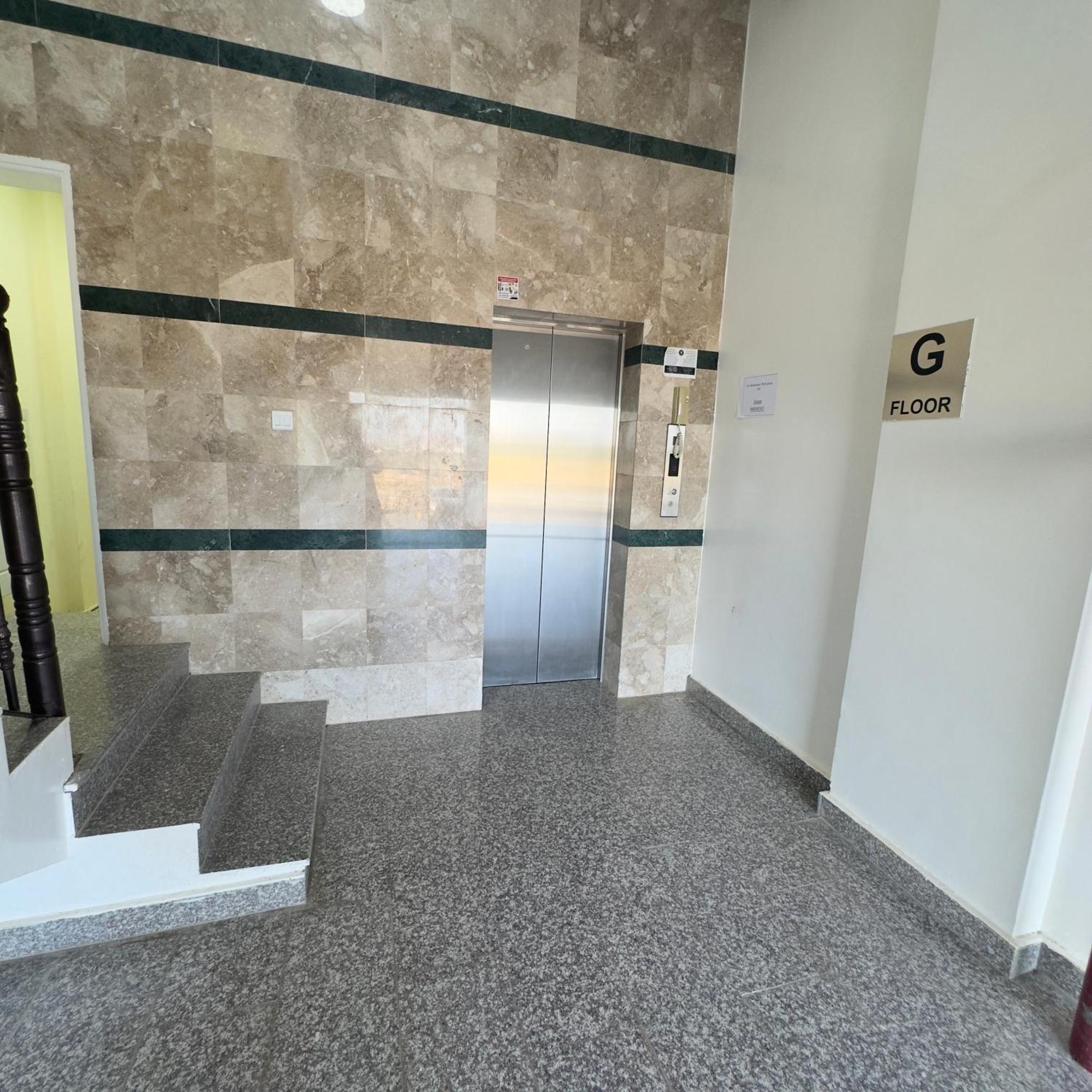 The Elegance Rooms Νάζουα Εξωτερικό φωτογραφία