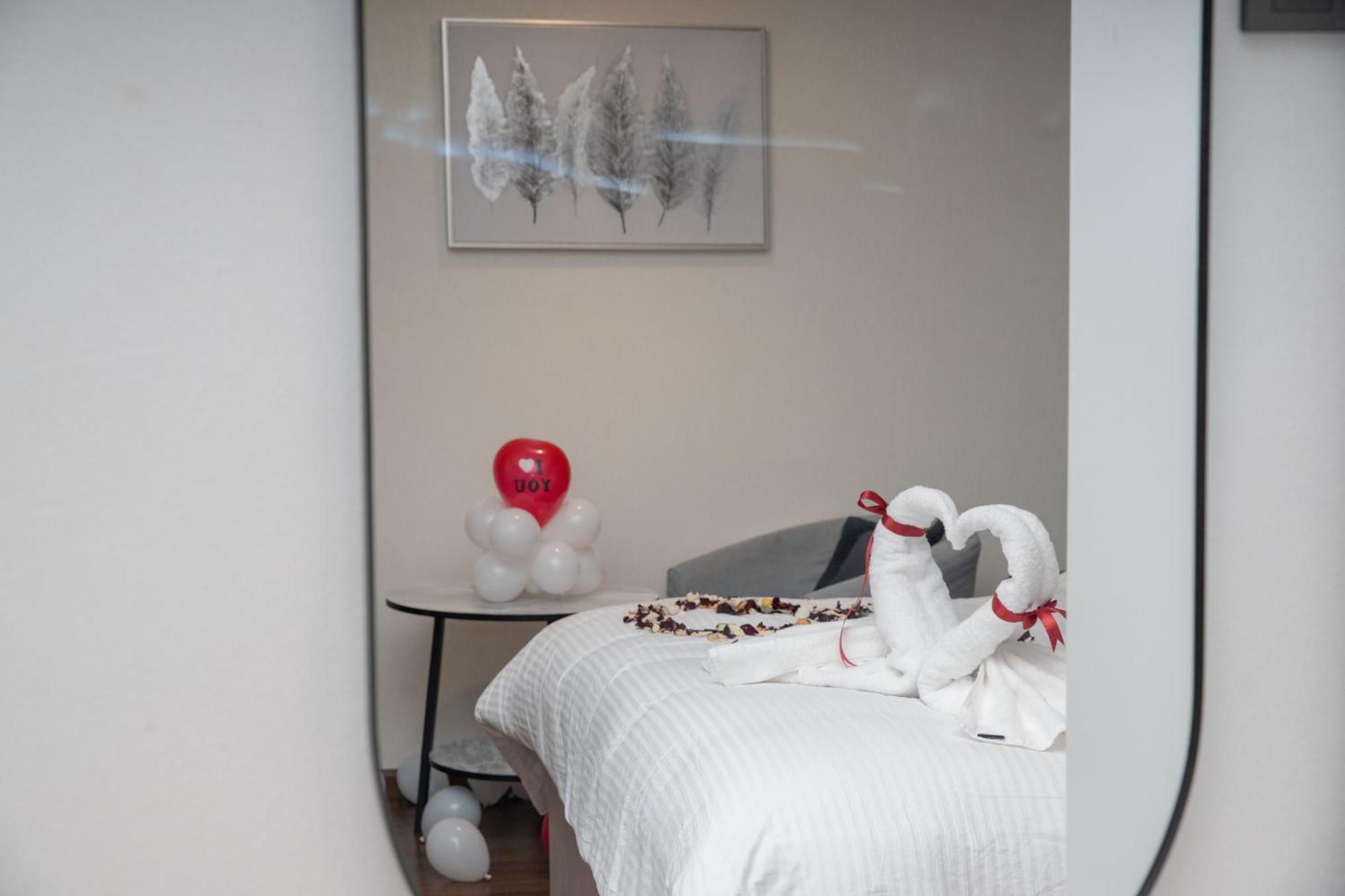 The Elegance Rooms Νάζουα Εξωτερικό φωτογραφία